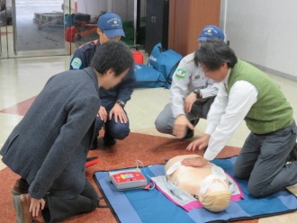 心肺蘇生法・AED装置実施訓練