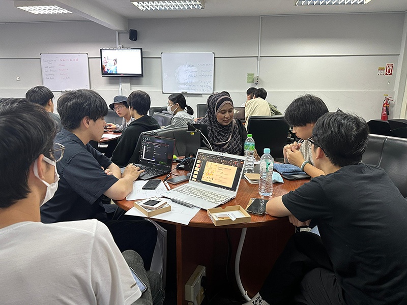 The collaborative learning program (International PBL) with UPM Business School