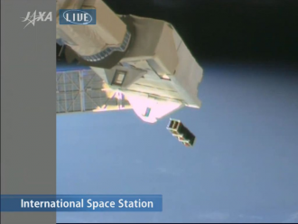 ISSから放出される衛星3機
