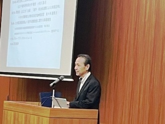 三谷学長による開会挨拶の様子