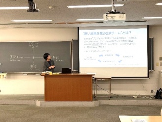 「研究室訪問型心理教育プログラム」の様子➀