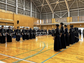 試合開始の立礼