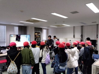 スマートライフケア共創工房見学の様子