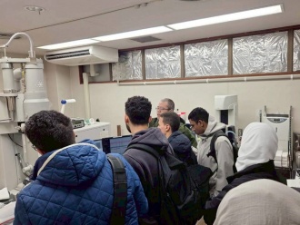 飯塚キャンパスでの研究室見学(クライオ電子顕微鏡)