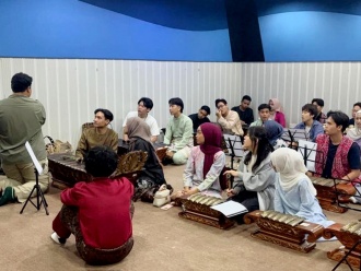 マレーシアの伝統楽器演奏