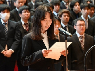 新入生代表による宣誓(大学院)