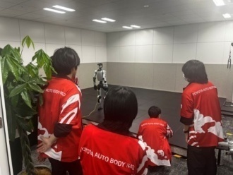 ヒューマノイドでの動作確認の様子