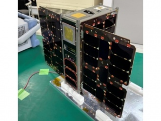 超小型衛星「VERTECS」