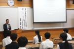 髙林准教授による特別講演の様子1