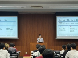 学校医による熱中症対策などの講義の様子