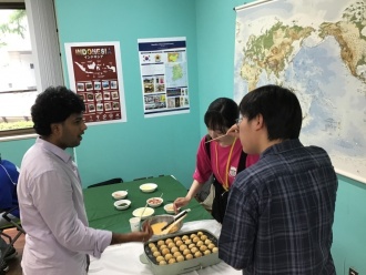 たこ焼き調理の様子1