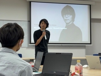 【Microsoft Corporation　岡田義史氏】 講演の様子
