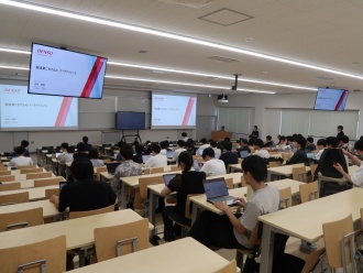 開所記念講演会の様子2
