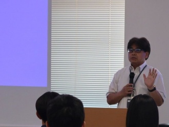 宮野英次研究院長による開講のあいさつ