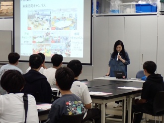 大学説明の様子