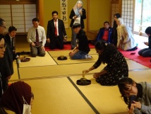Tea ceremony experience at Ashiyagama no Sato