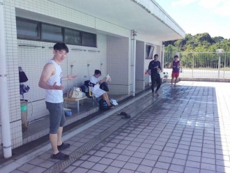 Students before entering the swimming pool