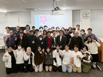 Group photo of the participants