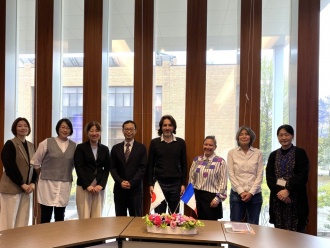 Commemorative group photo