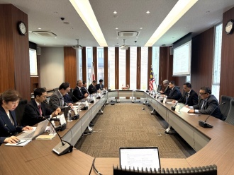 Scenes from the meeting2