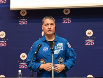 Dr. Kjell N. Lindgren