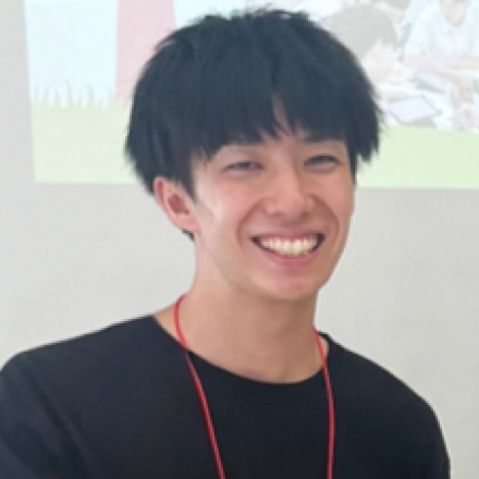 С�� ���餵��